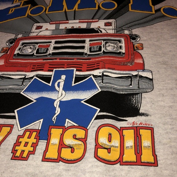 VTG EMT FIRE FIRST RESPONDER Crew Neck Sweatshirt - Picture 4 of 11